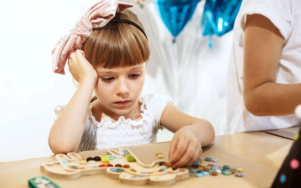 Early Signs of an Autism Meltdown: A Guide for Family Members